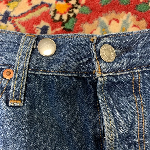 Levi’s Shorts - brand new - size 29 - mid wash - Picture 3 of 5